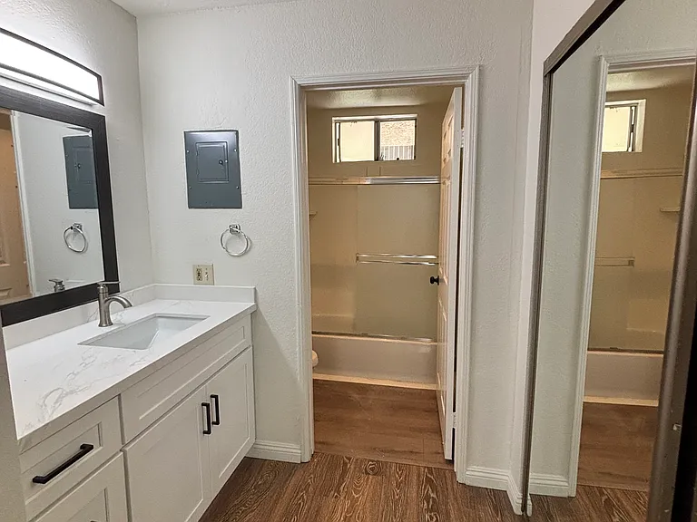 5810 W Olympic Blvd #105 — Photo 10