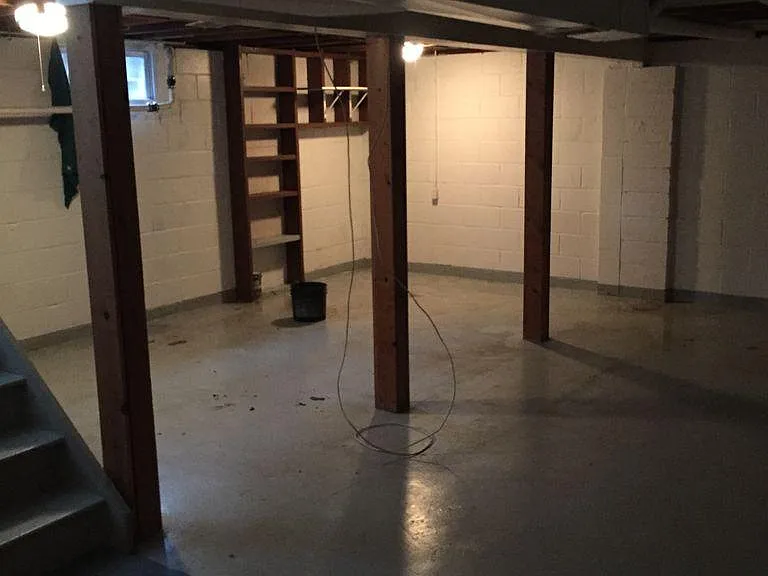 62 Western Dr — Photo 24
