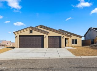 6077 S Greenhorn Dr, Fort Mohave, AZ 86426