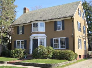 59 E Orchard Ave, Providence, RI 02906