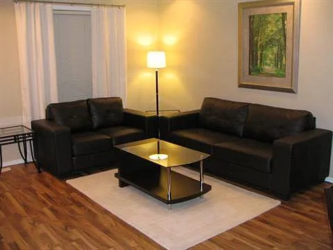 3 bed, 1.5 bath, 1120 sqft, $1,800 — Photo 1