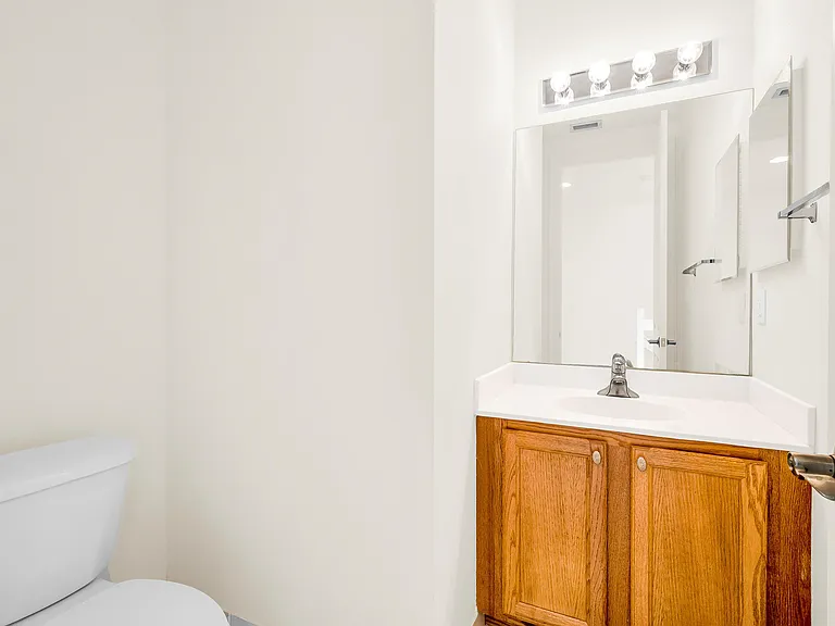 810 Marina Del Ray #6 — Photo 28