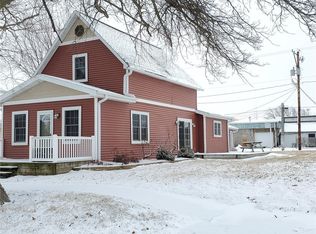 302 Cass St, Adair, IA 50002
