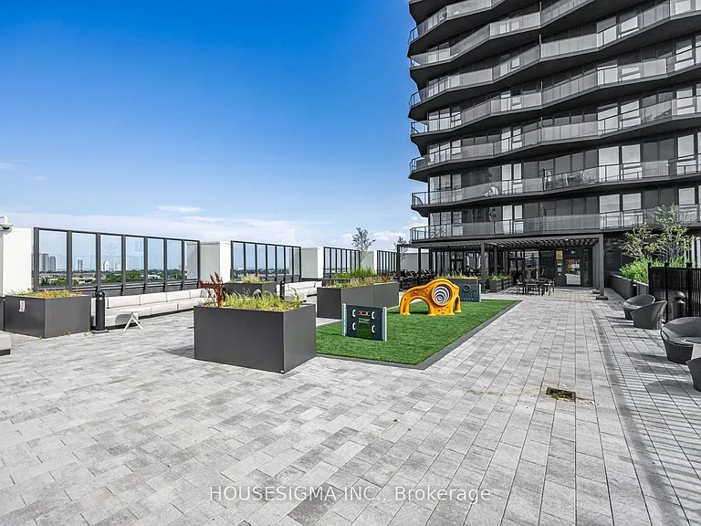 36 Zorra St #1907 — Photo 39