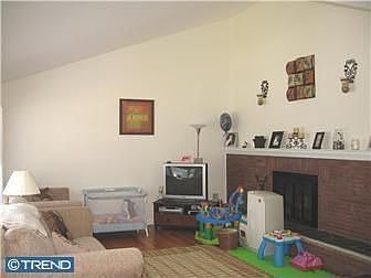 2nd image of 2430 Owen Dr