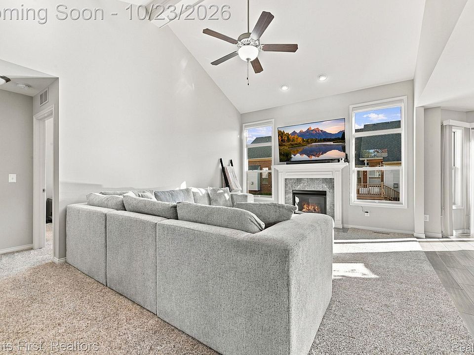 20852 Belclare Dr, photo 6