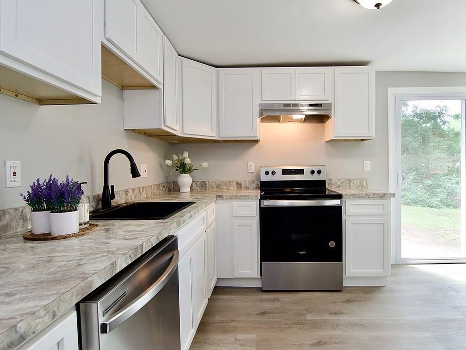261 Sunrise Ter, Springfield, MA 01119 Zillow