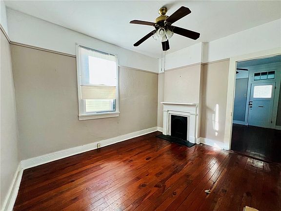 4th image of 4854 Camp St