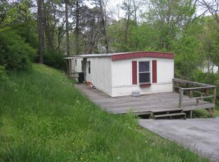 703 W 3rd Ave, Lenoir City, TN 37771