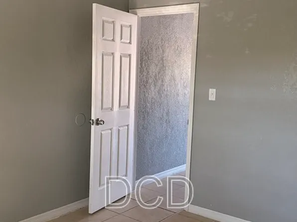 612 Sally Ln, Clearwater, FL