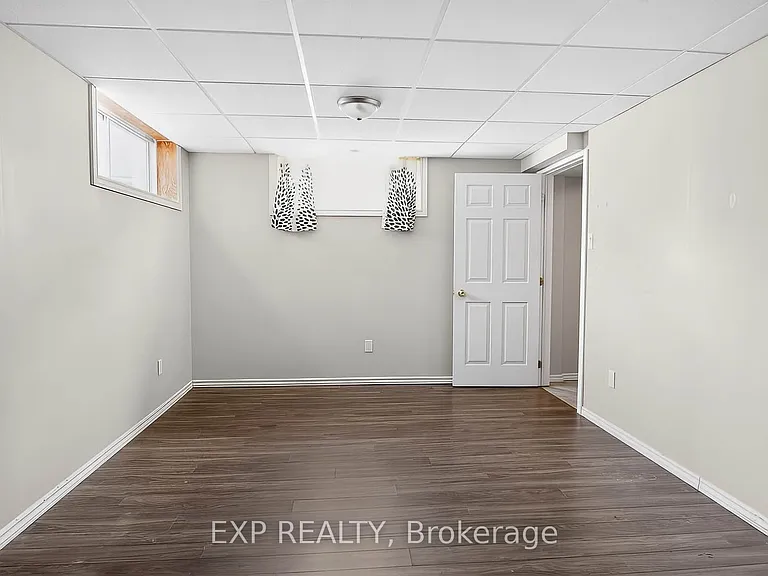600 Winterberry Ave — Photo 22