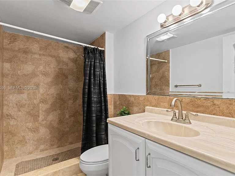 100 Bayview Dr #307 — Photo 14