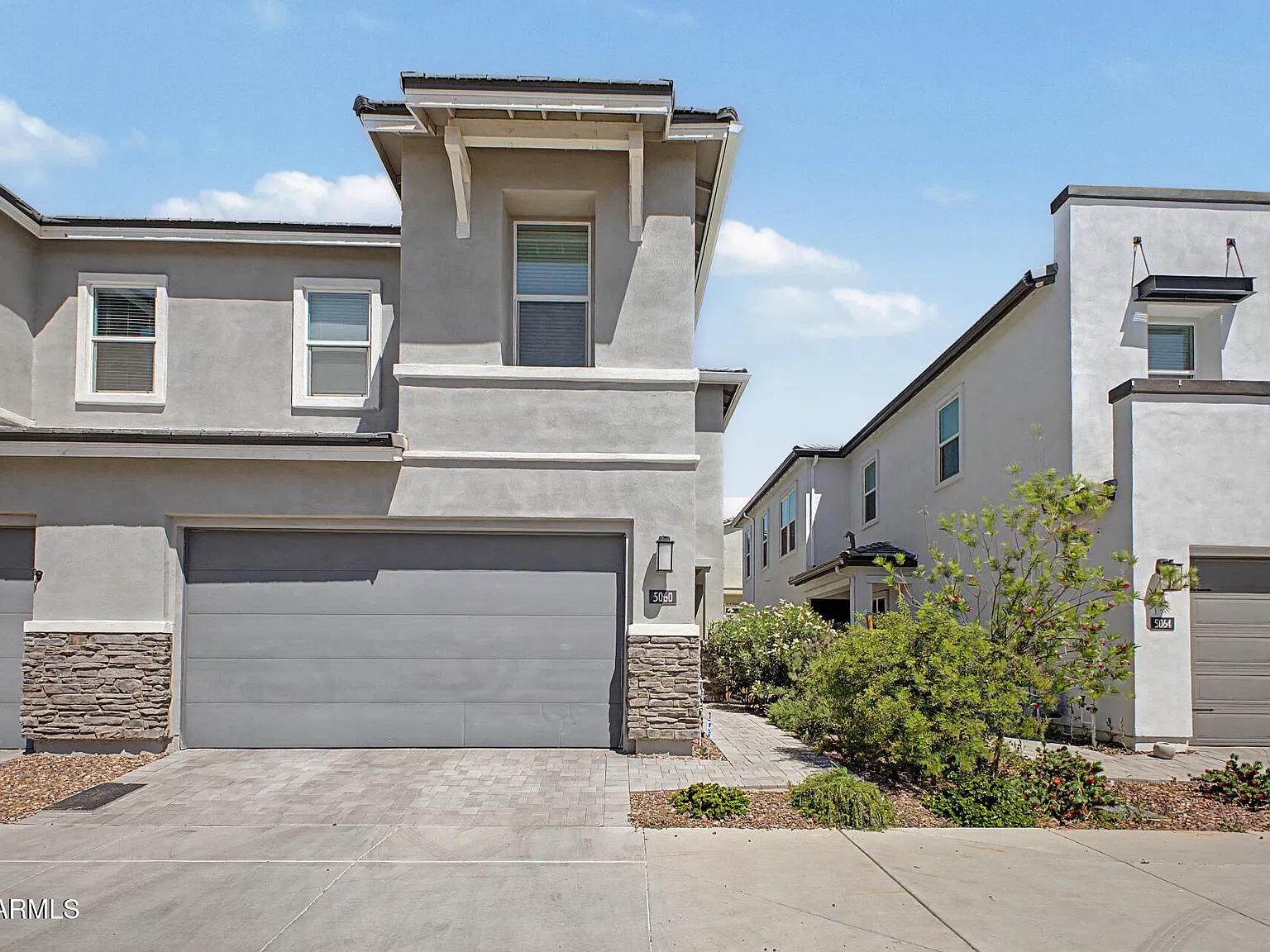 3 bed, 2.5 bath, 2149 sqft, $3,600 — Photo 2