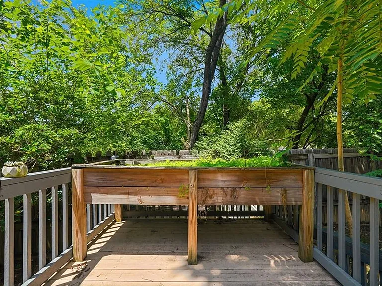 312 Glenwood Ave SE — Photo 25