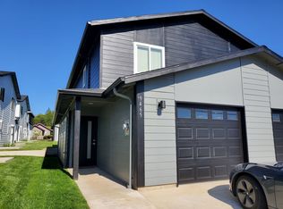 9465 5th St, Bay City, OR