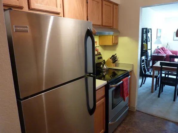 7416 Singing Hills Dr, Boulder, CO 80301