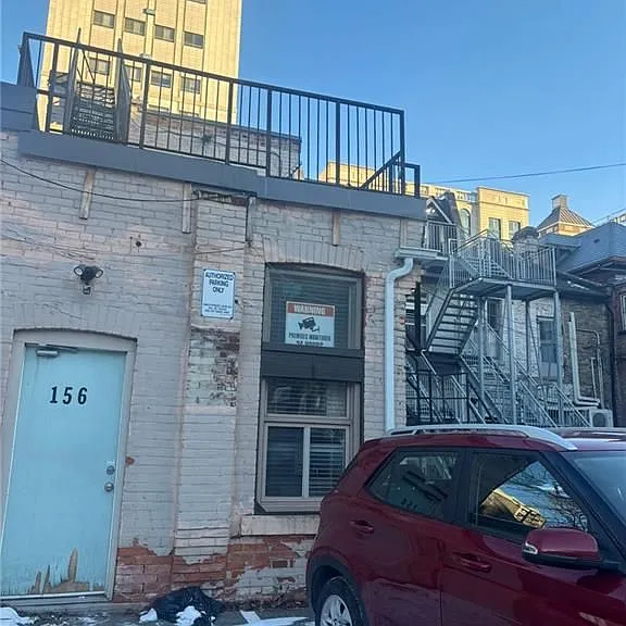 156 James St S #2A — Photo 11