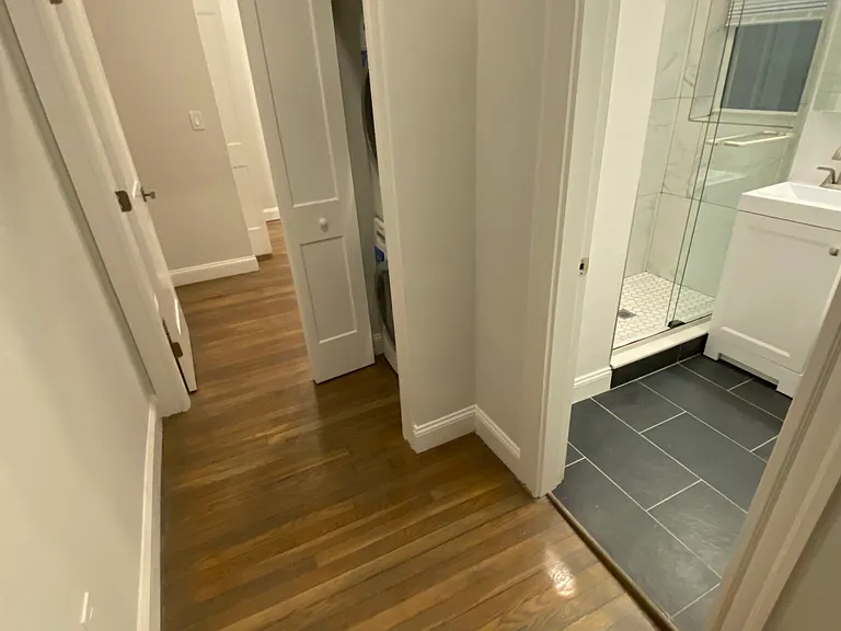 102 Queensberry St #2 — Photo 12