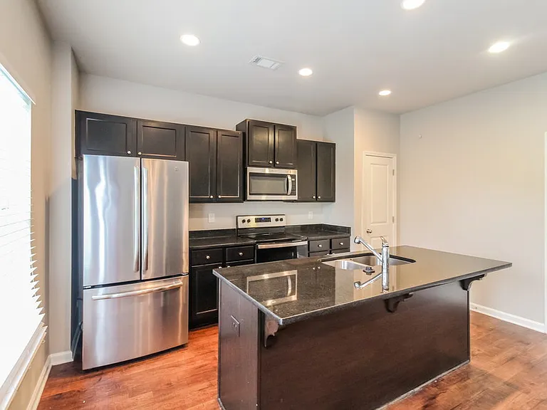 203 Fern Walk — Photo 8