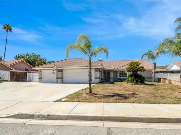 1358 E Beringer Dr, San Jacinto, CA 92583