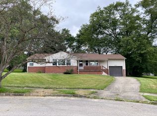 2498 Gladwae Pl, Youngstown, OH