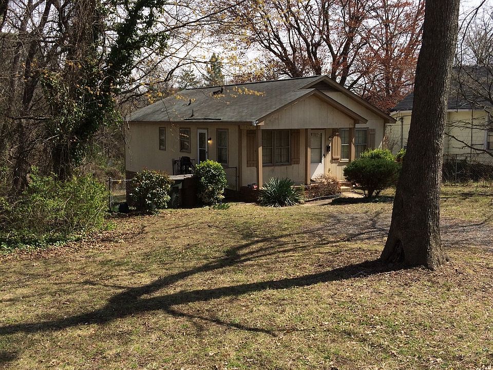 2nd image of 909 Highland Ave