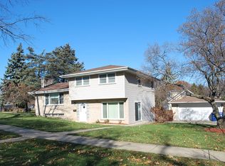 529 S President St, Wheaton, IL 60187