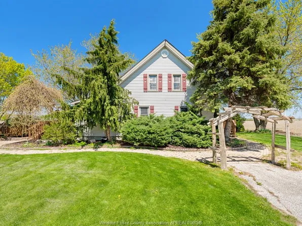 2820 County Road 42 St, Lakeshore, ON N0R 1S0