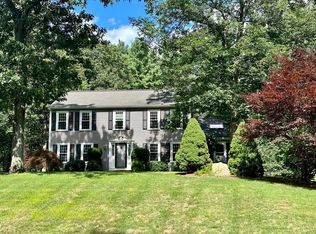 8 Bush Pond Rd, Norfolk, MA 02056