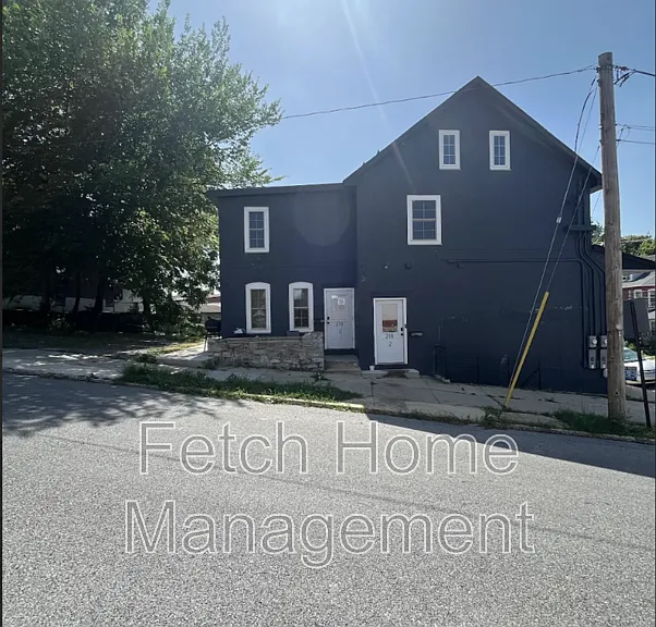 218 Walnut St #3 — Photo 5