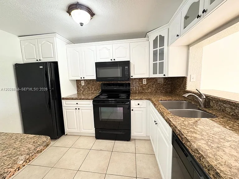 8600 SW 109th Ave #4-202 — Photo 5