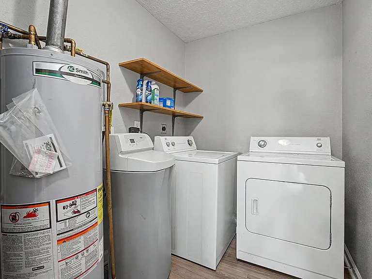 6334 Shull Rd — Photo 26