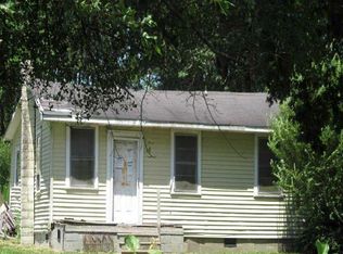 416 Wilson St, Simpson, NC 27858