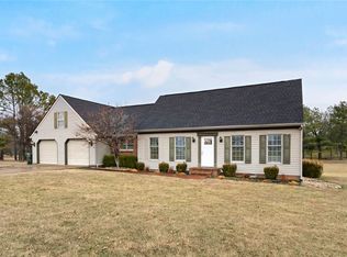 5307 Bellview Rd, Rogers, AR 72758