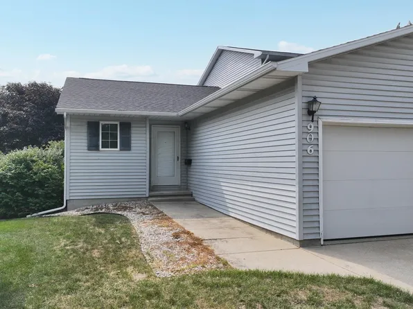 906 S Crapo St, Mount Pleasant, MI 48858