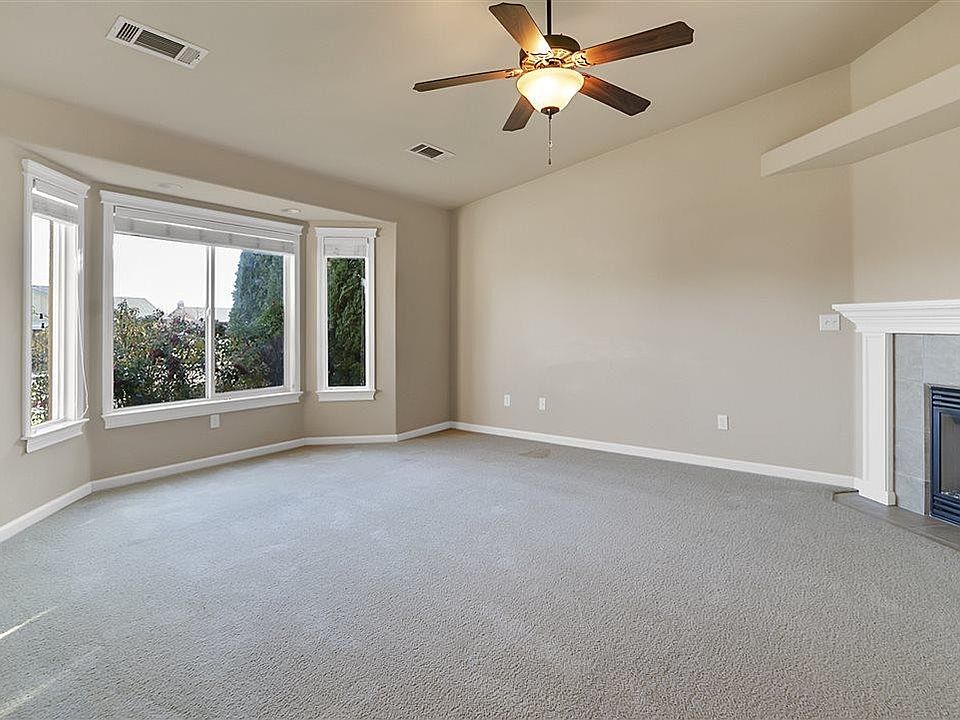 1st image of 1324 Donita Dr