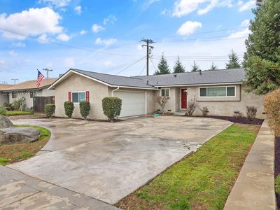 543 S Redwood Street, Visalia, CA, 93277