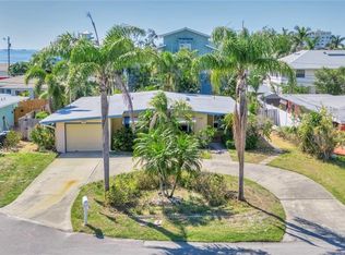 2456 Trade Winds Dr, Dunedin, FL 34698