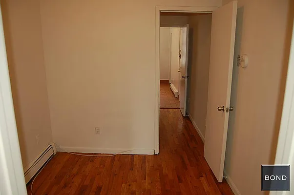 Rented by Bond New York | media 25