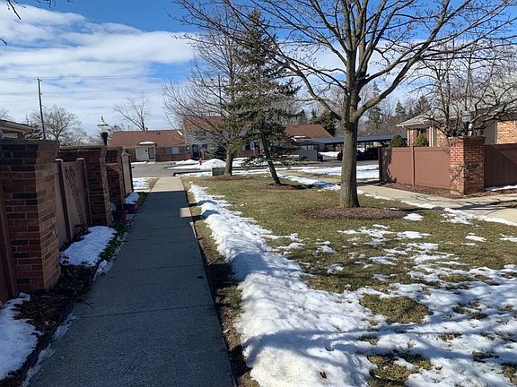 4th image of 41305 Southwind Dr
