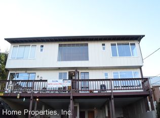 146 SW Cottage St APT 13, Newport, OR 97365