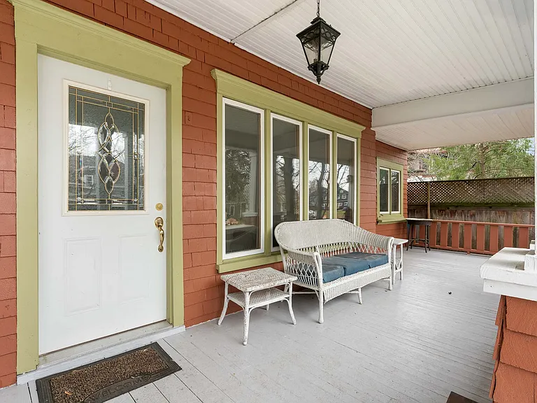 1032 Woodward Ave — Photo 2