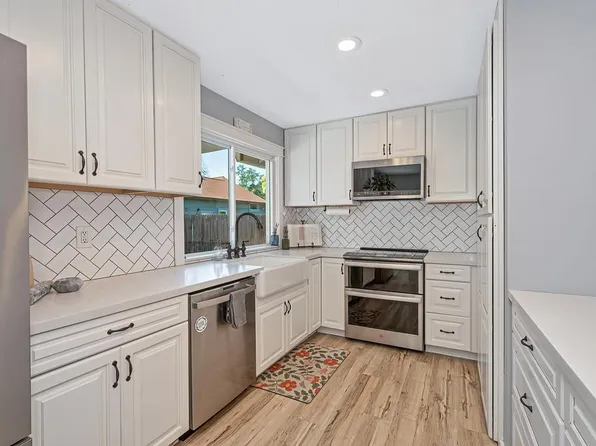 9088 Pecor Way, Orangevale, CA 95662