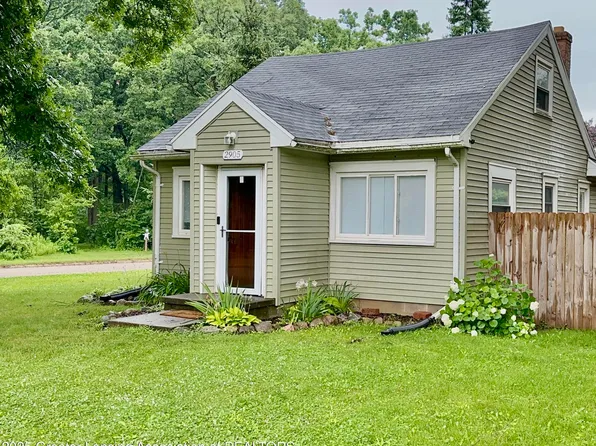 2905 Ingham St, Lansing, MI 48911