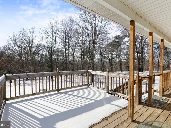 92 Huck Finn Dr, Front Royal, VA 22630