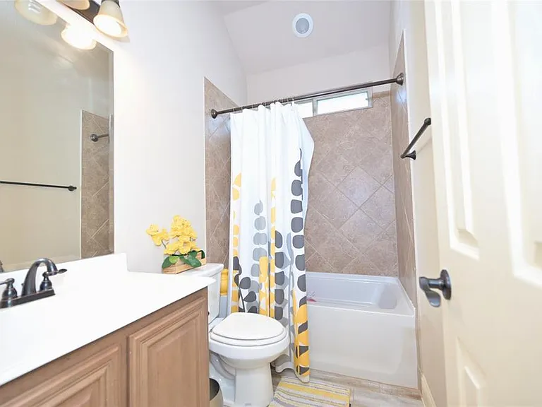 Full Bath