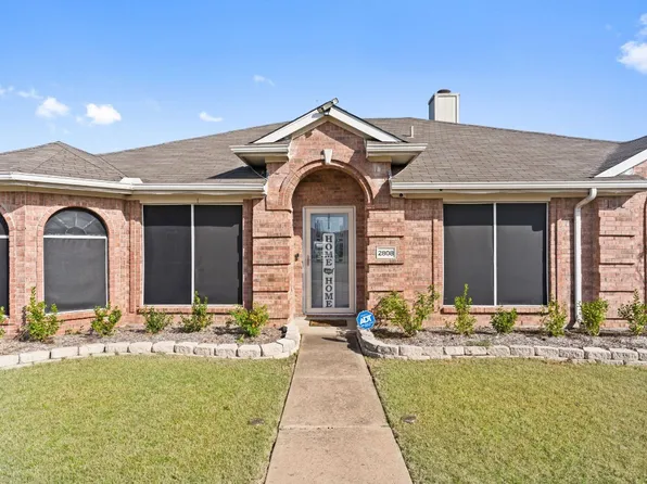 2808 Cantura Dr, Mesquite, TX 75181
