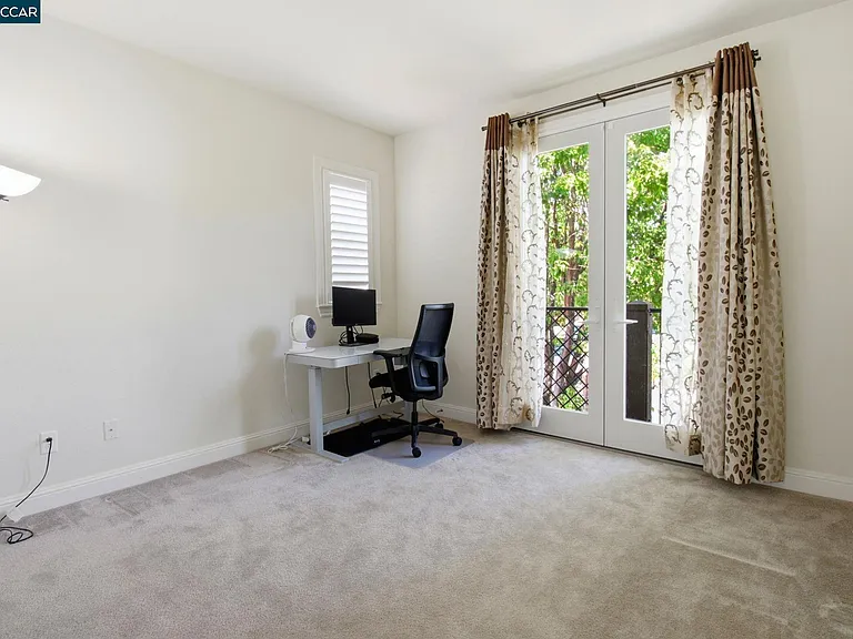 1365 Bayberry View Ln — Photo 27