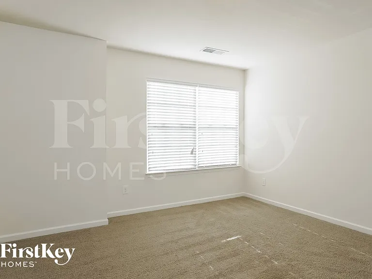 1400 Glenwater Dr — Photo 12