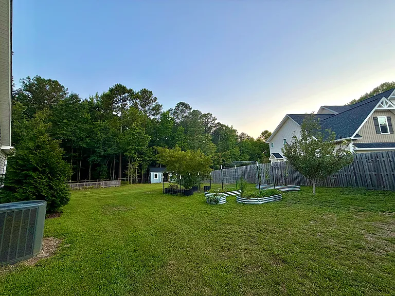 233 Forester Dr — Photo 20